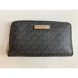 MICHAEL KORS BLACK SAFFIANO LEATHER SIGNATURE PRINT WALLET